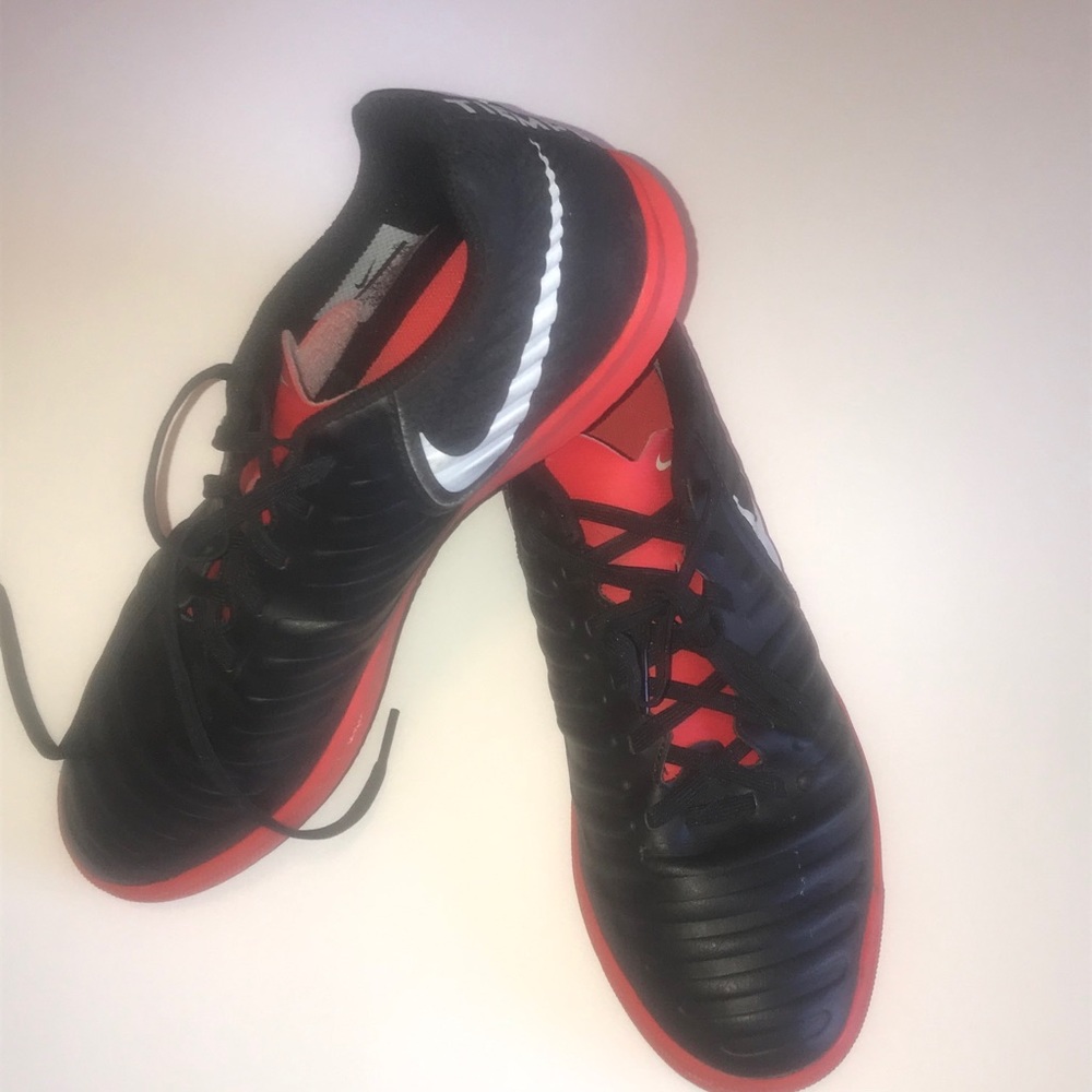 NikeTiempo Indoor Soccer Shoes - Picture 2 of 12